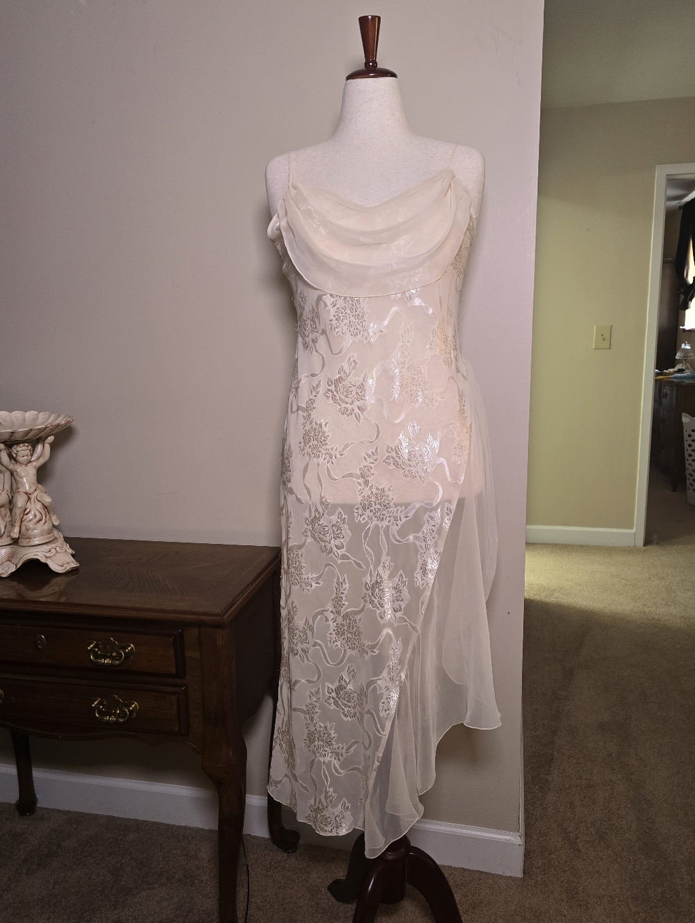 Vintage 1980s Gold Label Victorias Secret Asymetrical Slip